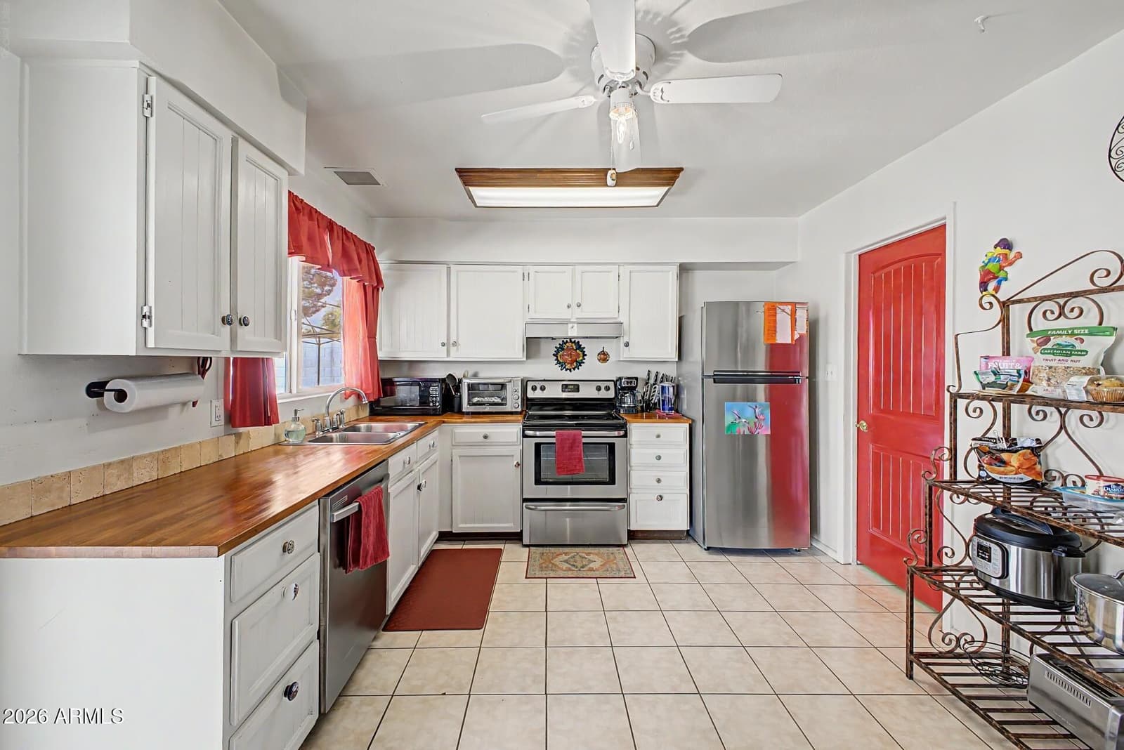 2821 W Charleston Avenue, Phoenix, AZ 85053 — photo 12 of 28