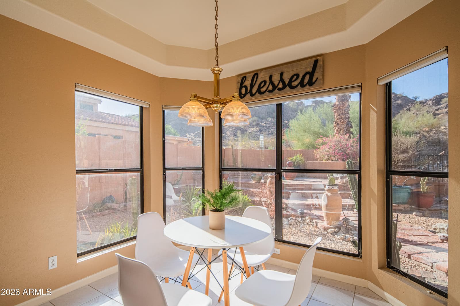 1054 E Shangri La Road, Phoenix, AZ 85020 — photo 14 of 35
