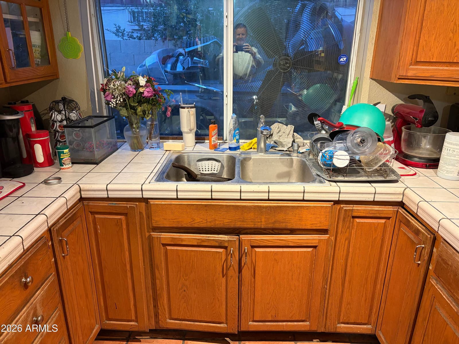 5057 N 71st Lane, Glendale, AZ 85303 — photo 5 of 8