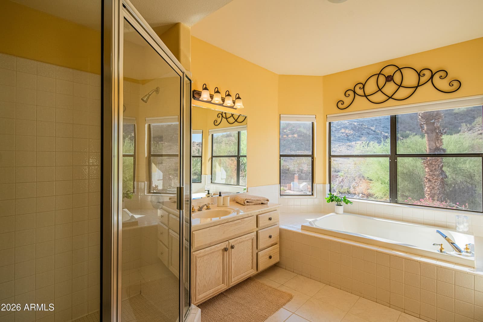 1054 E Shangri La Road, Phoenix, AZ 85020 — photo 16 of 35