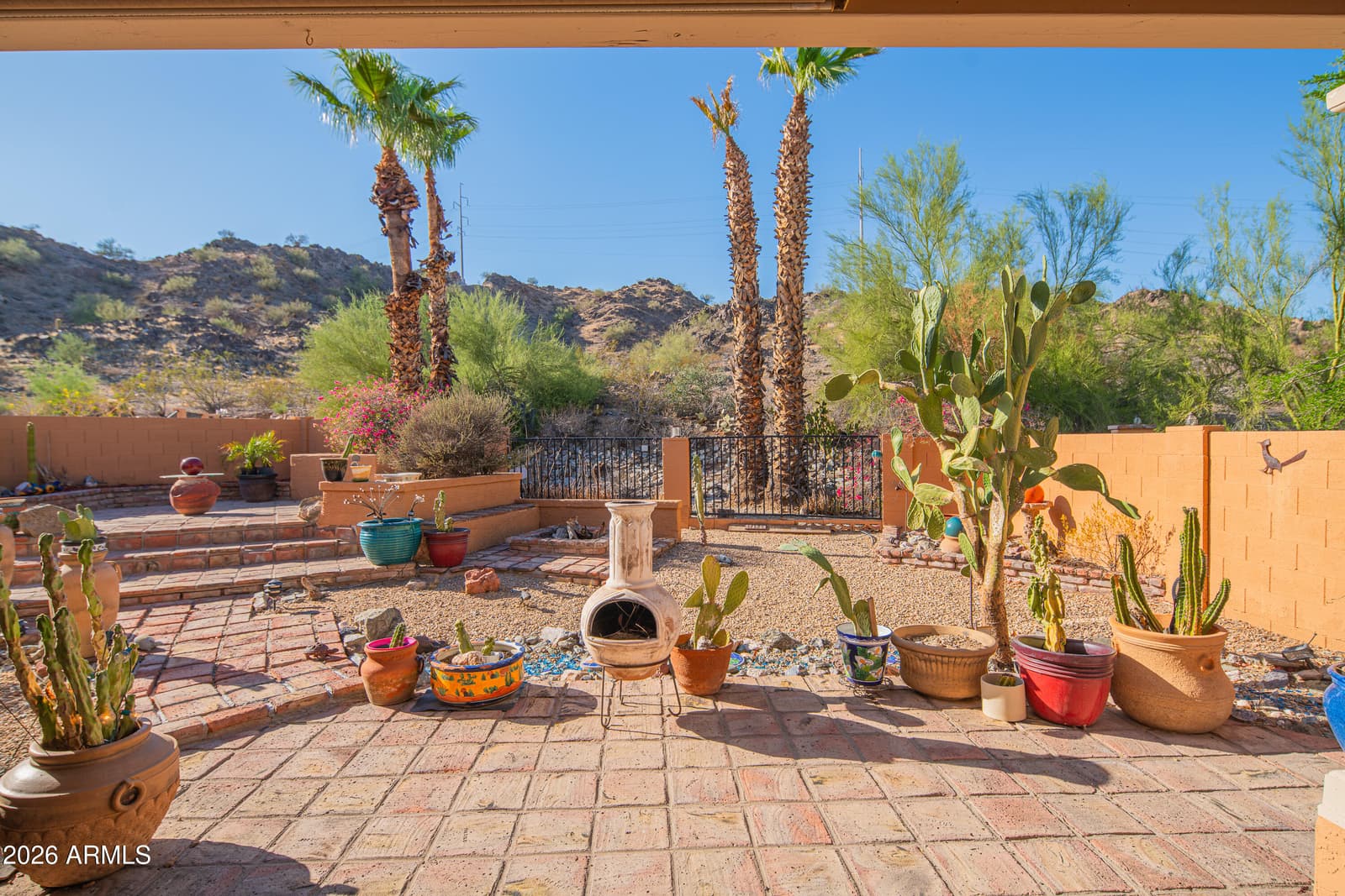 1054 E Shangri La Road, Phoenix, AZ 85020 — photo 23 of 35