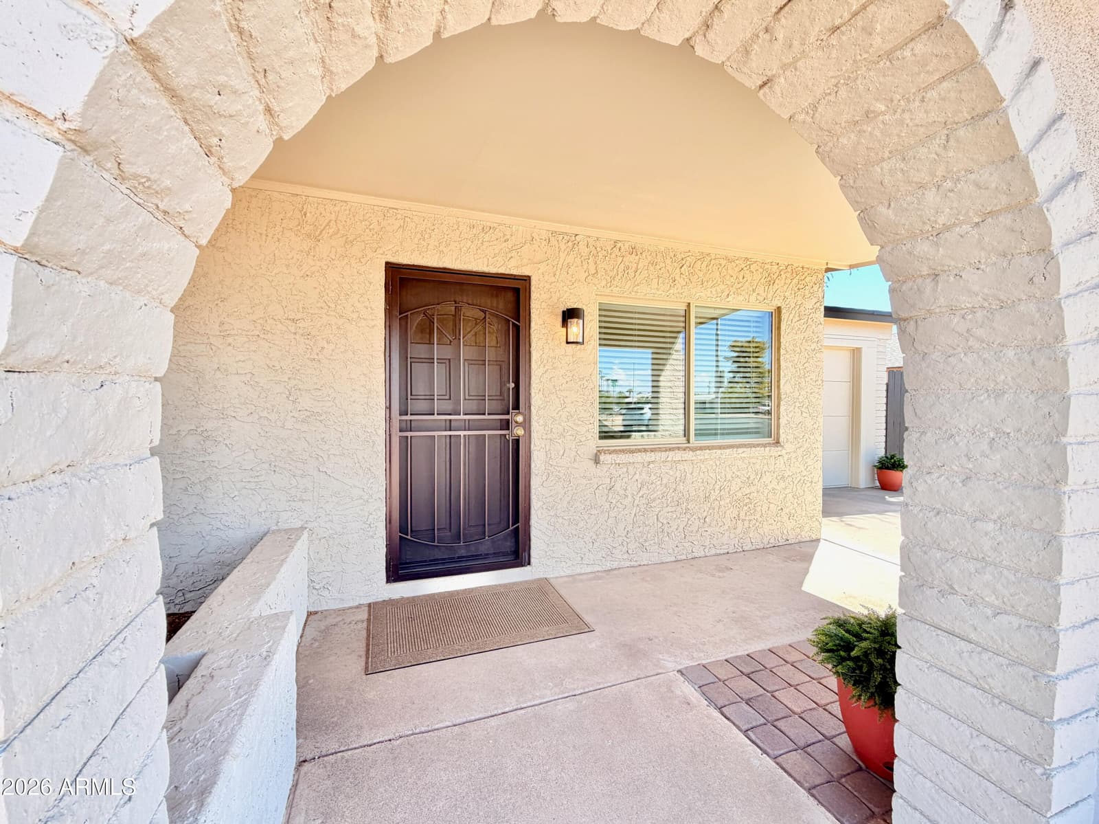 267 W Hillside Street, Mesa, AZ 85201 — photo 5 of 42