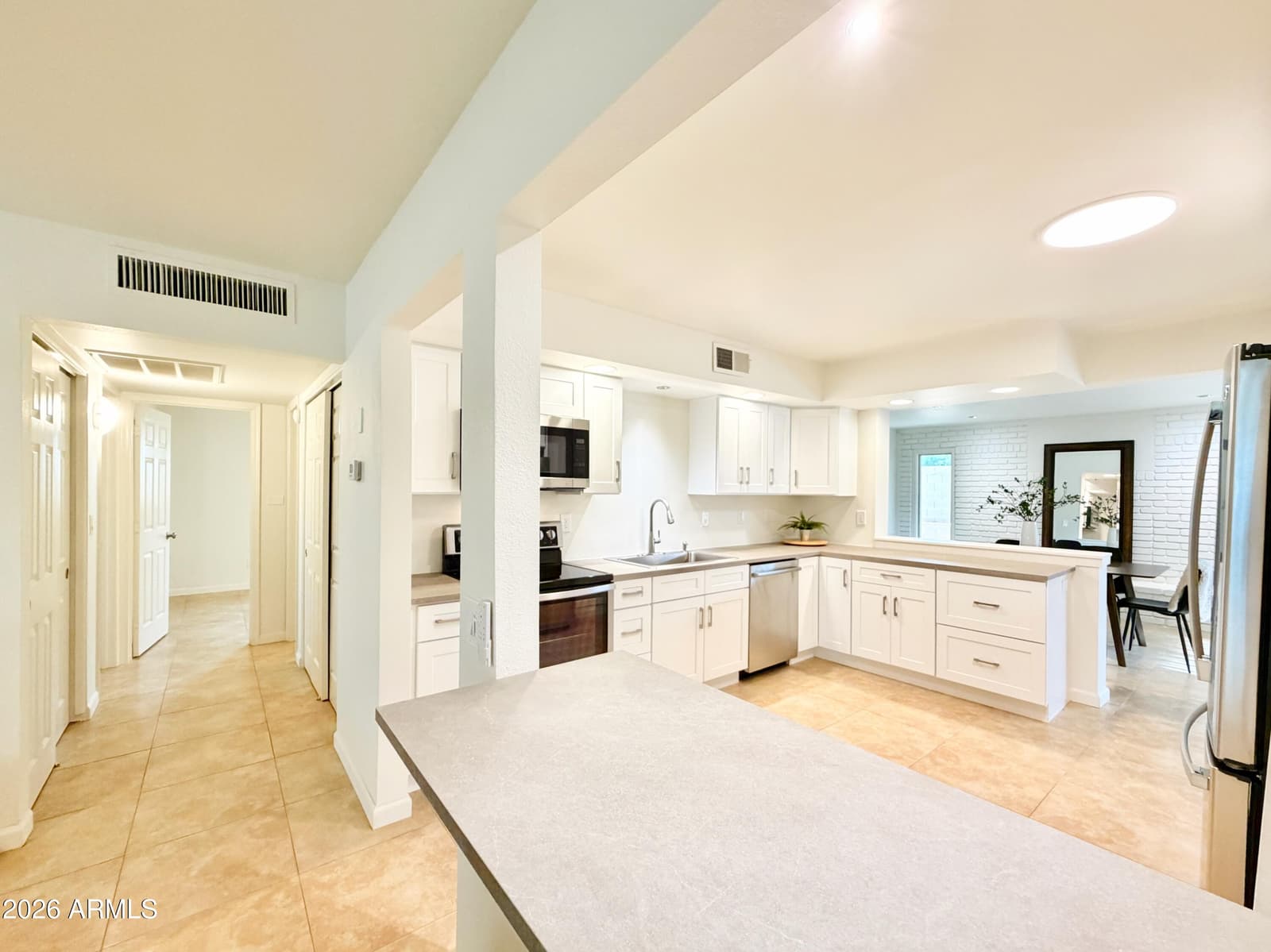 267 W Hillside Street, Mesa, AZ 85201 — photo 13 of 42