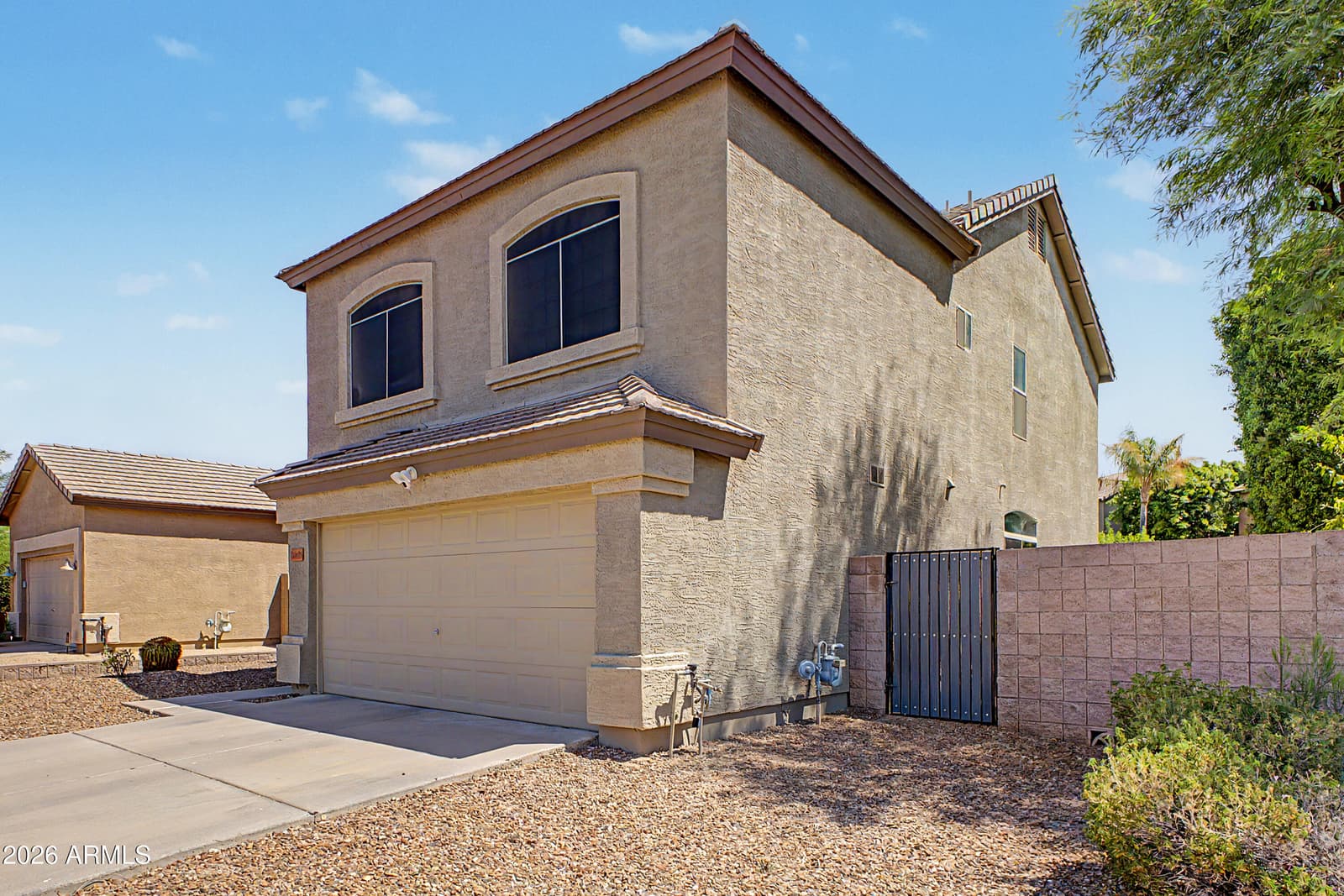 26425 N 42nd Way, Phoenix, AZ 85050 — photo 4 of 37