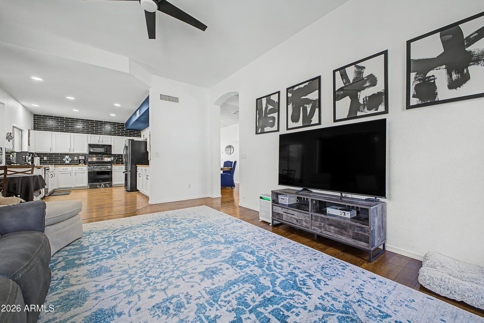 26425 N 42nd Way, Phoenix, AZ 85050 — photo 9 of 37