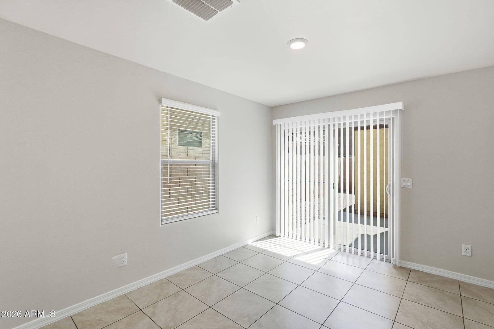 3933 S 82nd Drive, Phoenix, AZ 85043 — photo 6 of 47