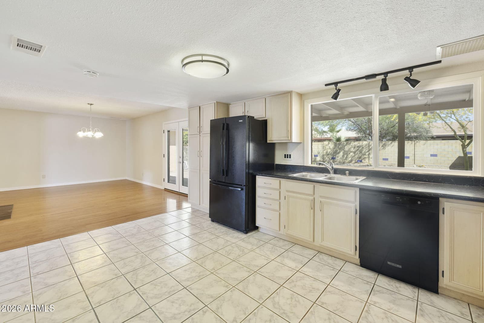 4538 W Purdue Avenue, Glendale, AZ 85302 — photo 18 of 60