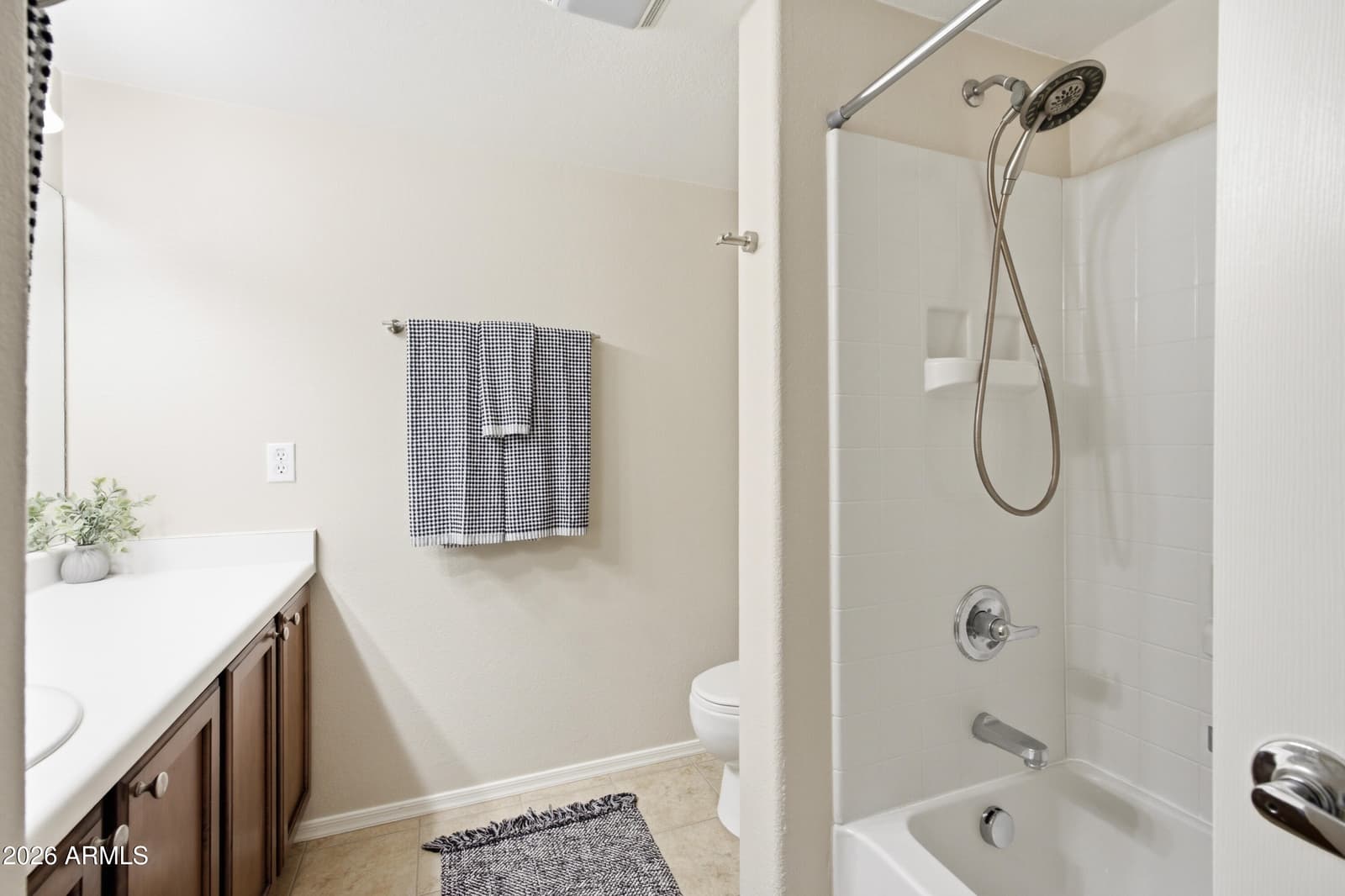 240 W Juniper Avenue 1234, Gilbert, AZ 85233 — photo 15 of 35