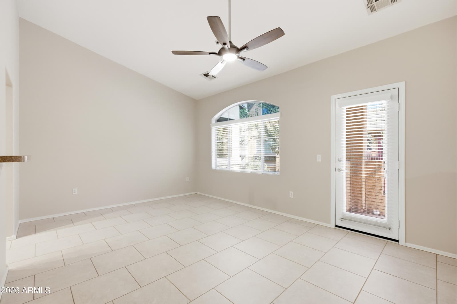 240 W Juniper Avenue 1234, Gilbert, AZ 85233 — photo 3 of 35