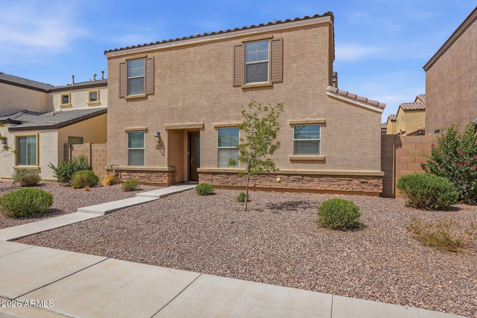 3935 S 82nd Drive, Phoenix, AZ 85043 — photo 3 of 37