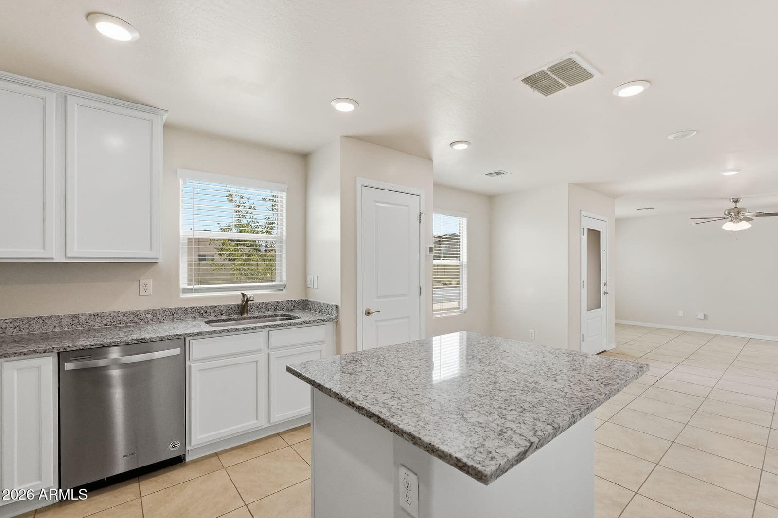 3935 S 82nd Drive, Phoenix, AZ 85043 — photo 12 of 37