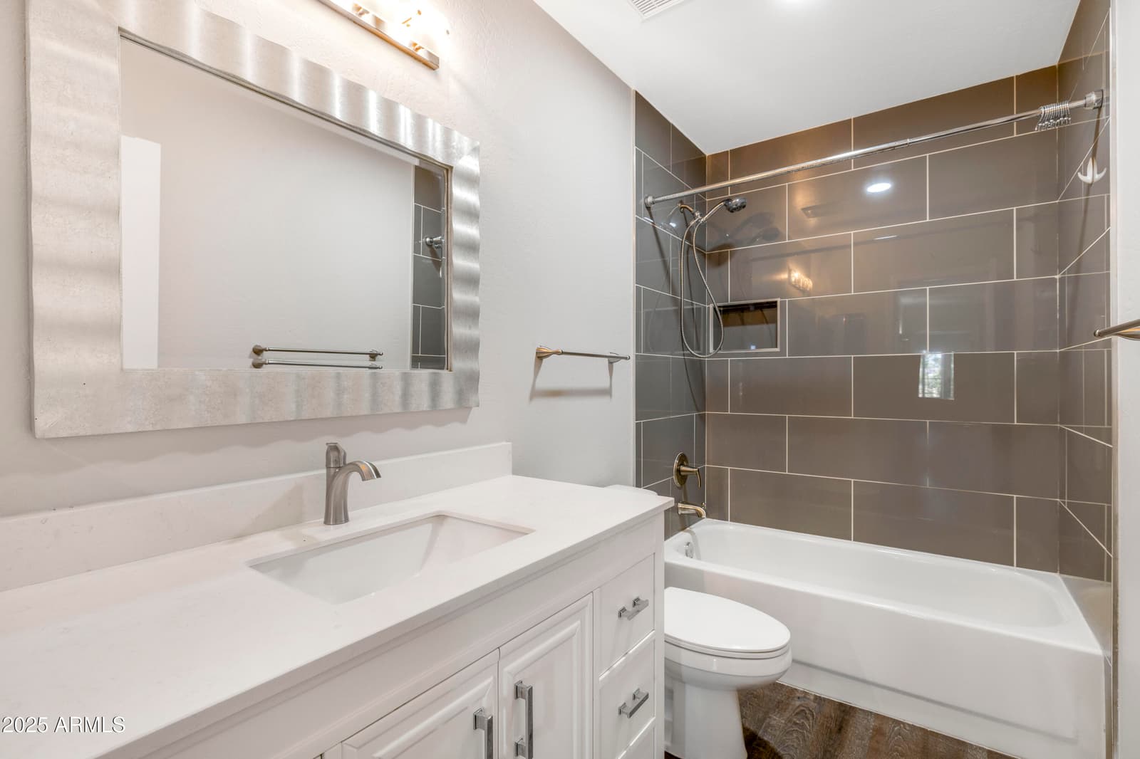 2647 N Miller Road 18, Scottsdale, AZ 85257 — photo 8 of 32