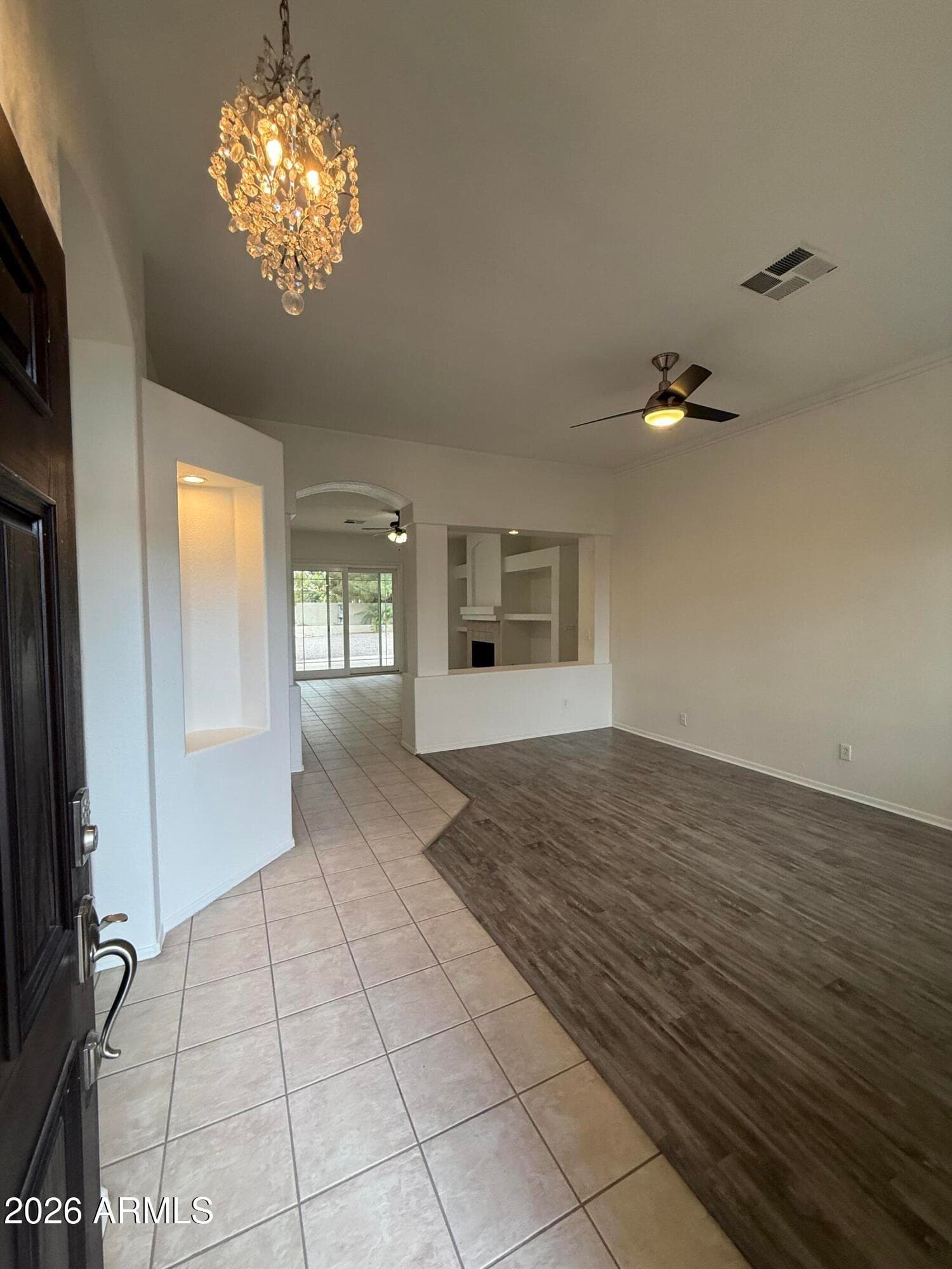 312 W Angela Drive, Phoenix, AZ 85023 — photo 3 of 21