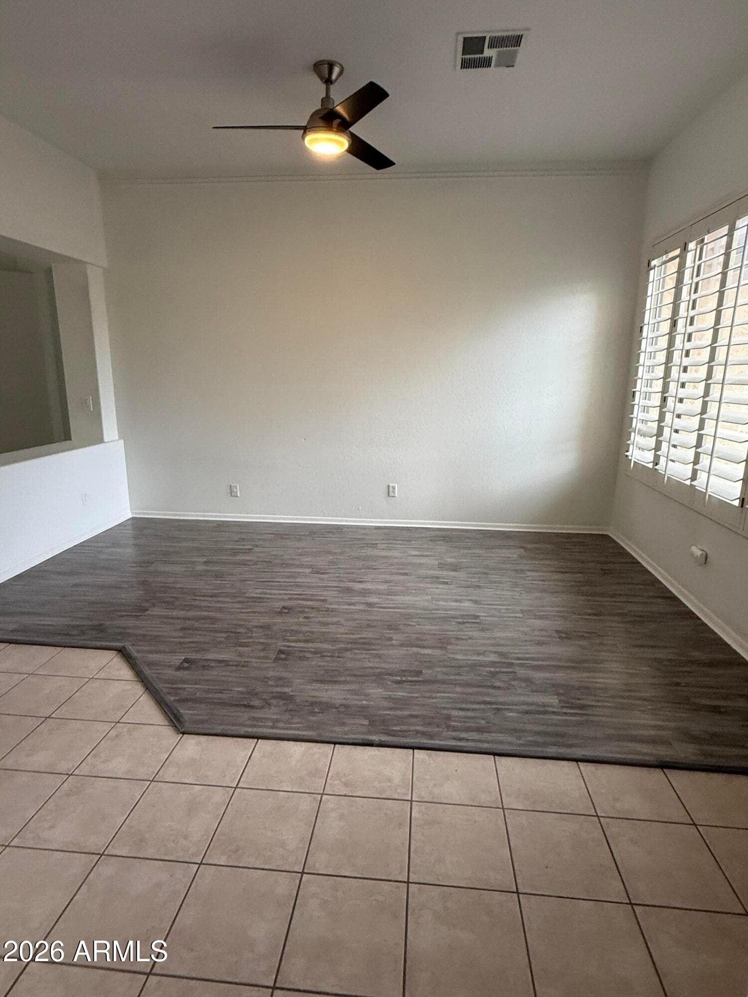 312 W Angela Drive, Phoenix, AZ 85023 — photo 4 of 21