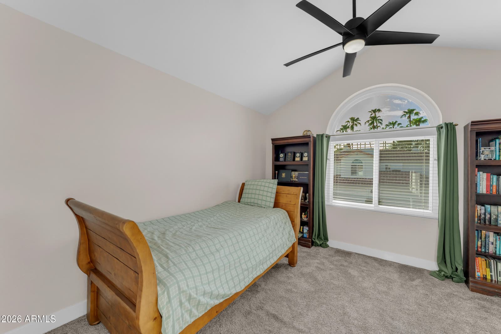 521 S Marina Drive, Gilbert, AZ 85233 — photo 35 of 115
