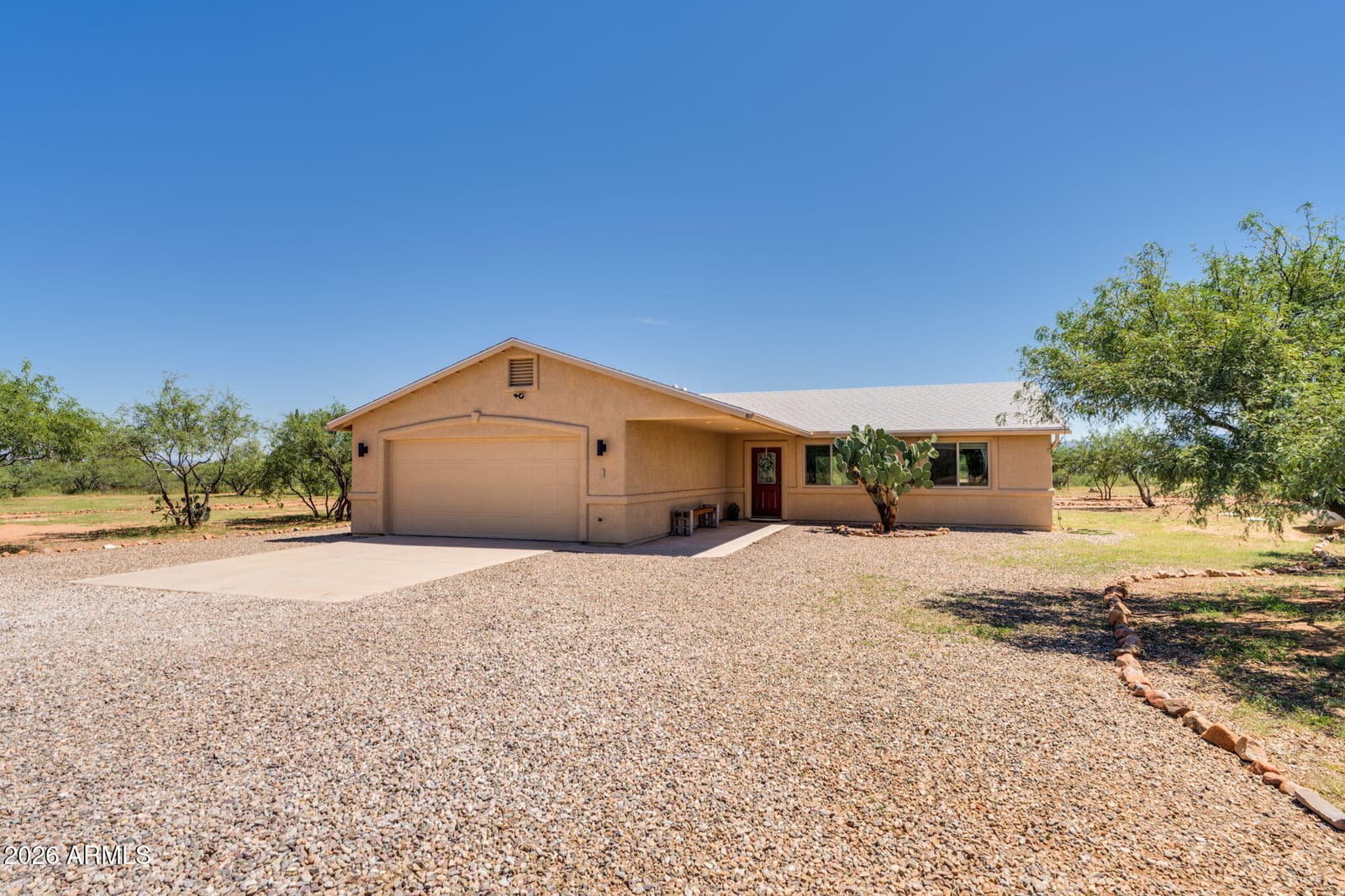 5147 S La Donna Lane, Sierra Vista, AZ 85650 — photo 2 of 65