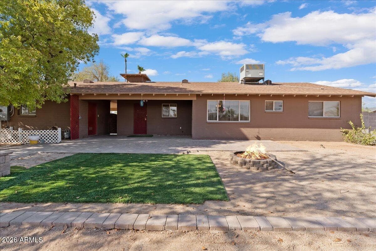 2301 W Saint John Road, Phoenix, AZ 85023 — photo 5 of 29