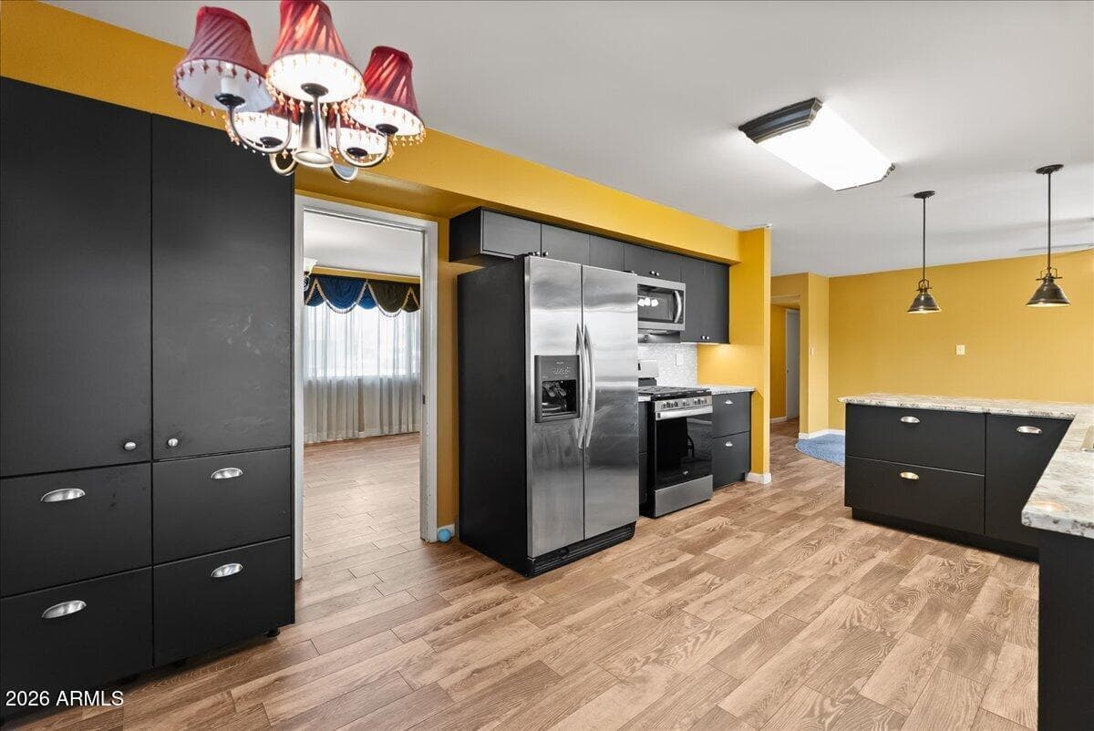 2301 W Saint John Road, Phoenix, AZ 85023 — photo 10 of 29