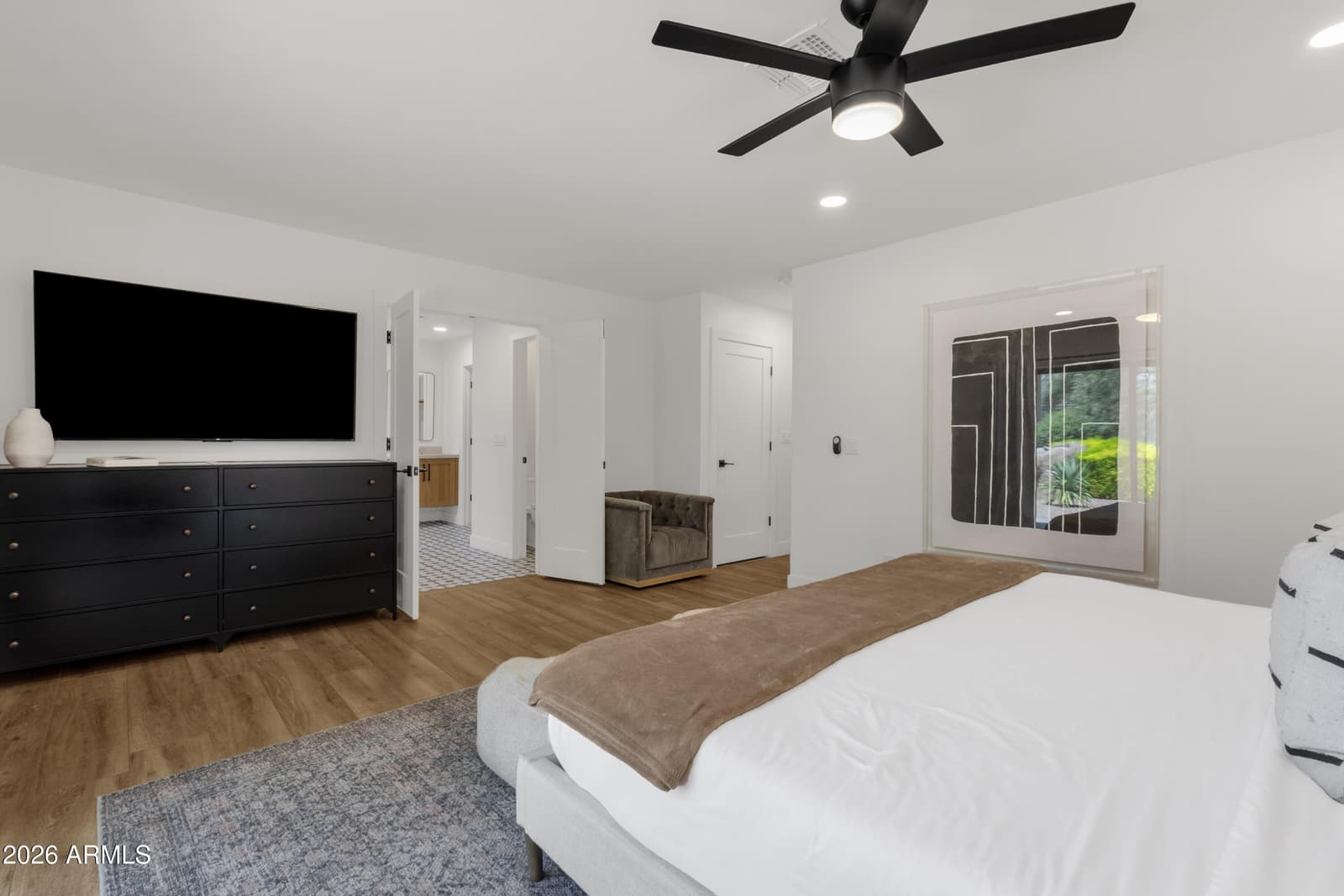 5712 E Windrose Drive, Scottsdale, AZ 85254 — photo 18 of 51