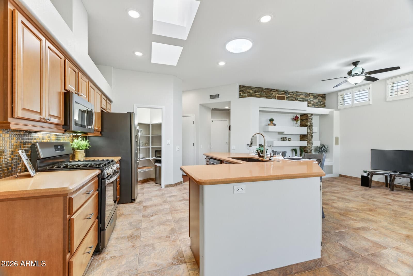14232 W Circle Ridge Drive, Sun City West, AZ 85375 — photo 31 of 57
