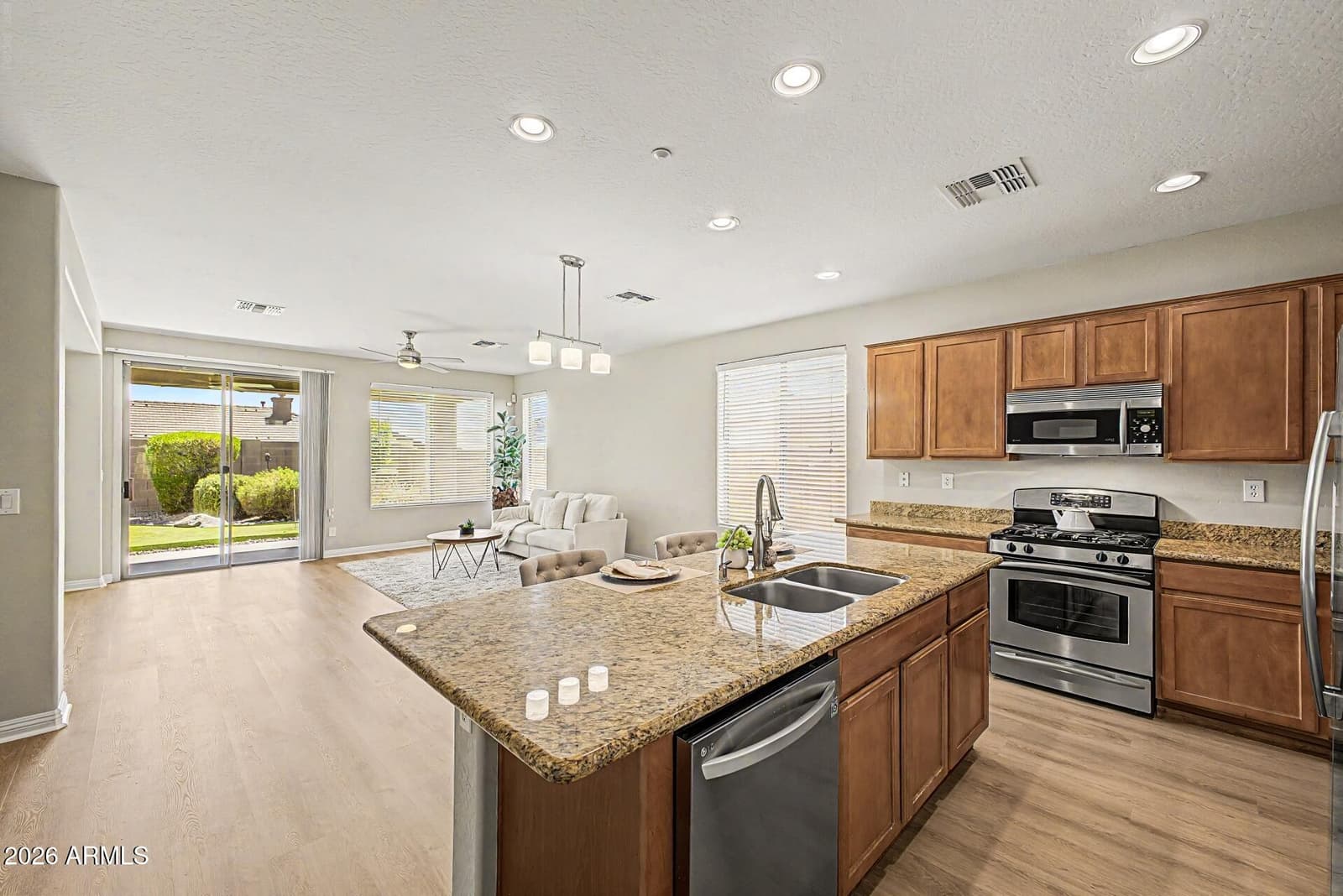41105 N Prestancia Drive, Phoenix, AZ 85086 — photo 16 of 57