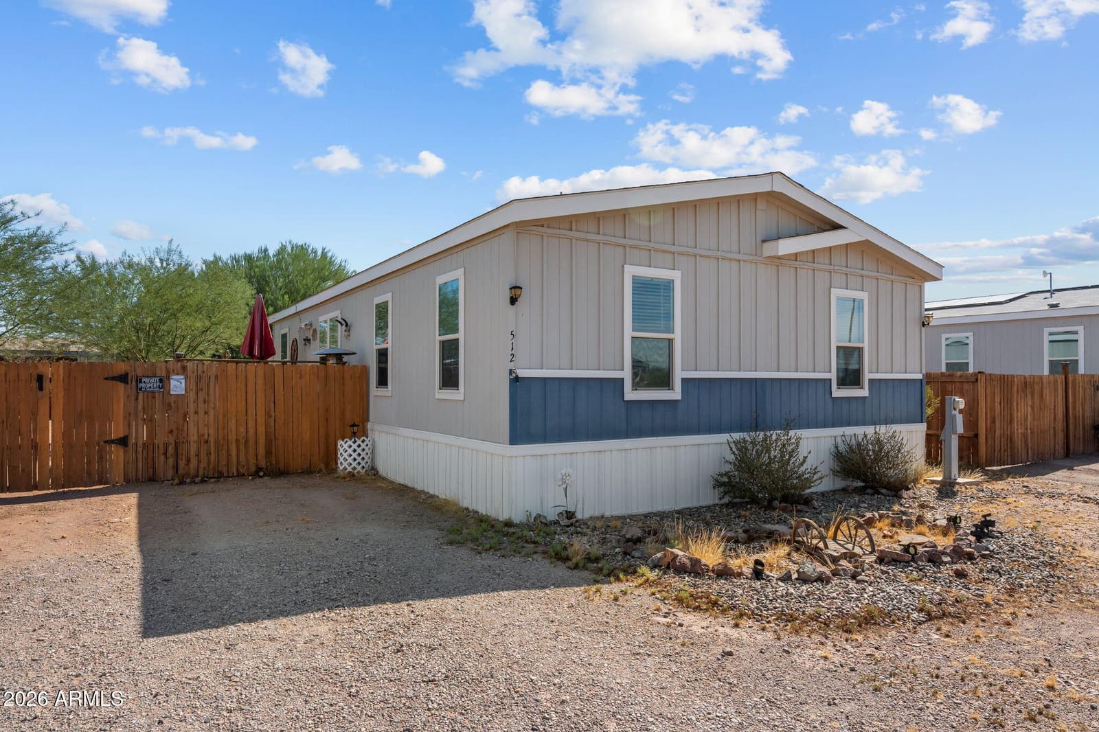 512 W Claessens Drive, Morristown, AZ 85342 — photo 1 of 23