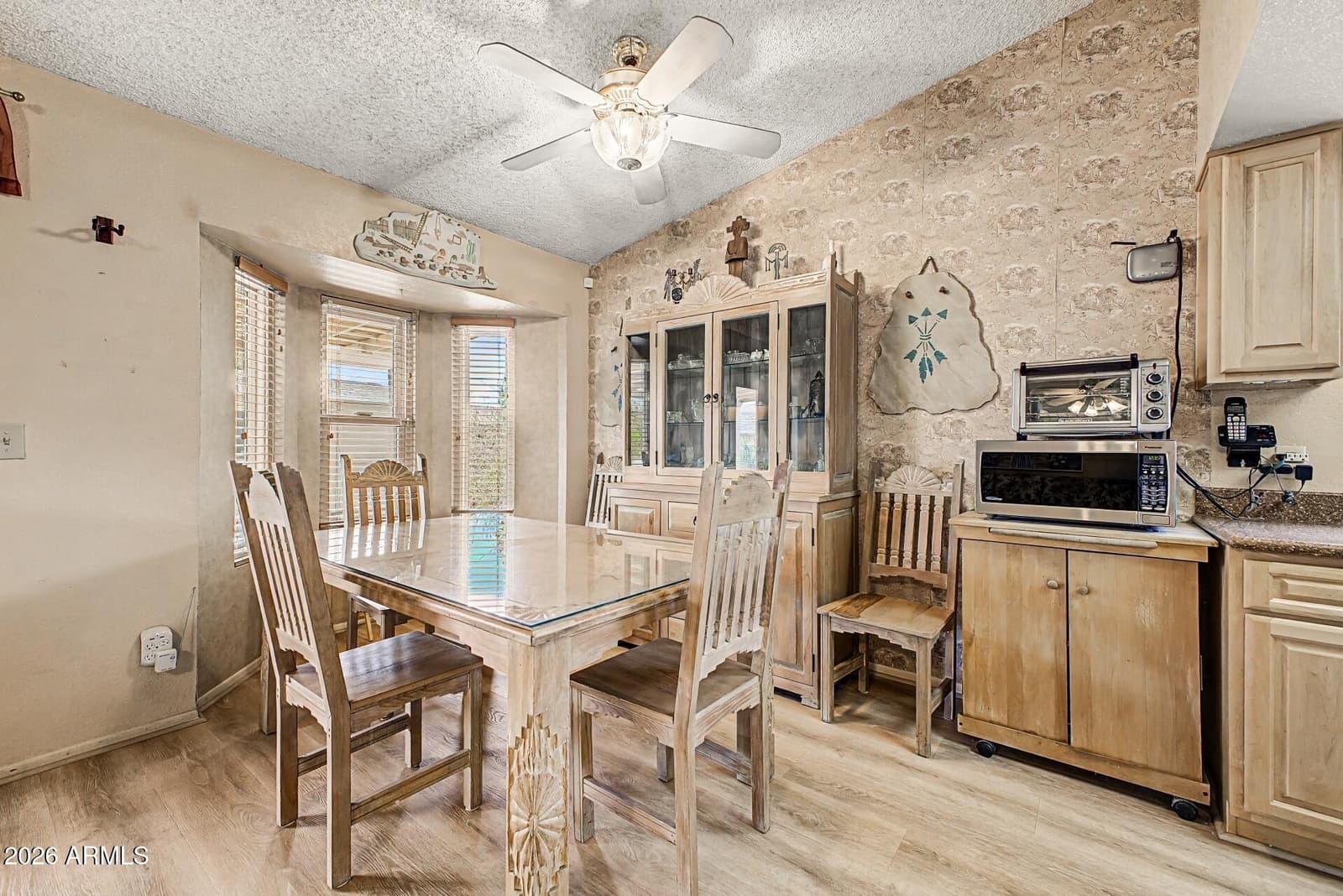 9609 W Echo Lane, Peoria, AZ 85345 — photo 13 of 37