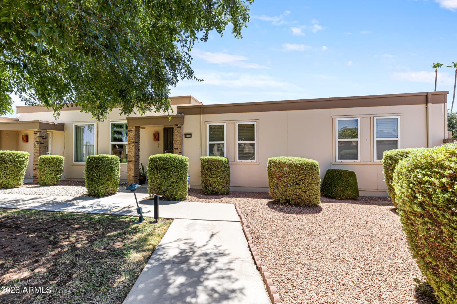 10016 W Hawthorn Drive, Sun City, AZ 85351 — photo 2 of 27