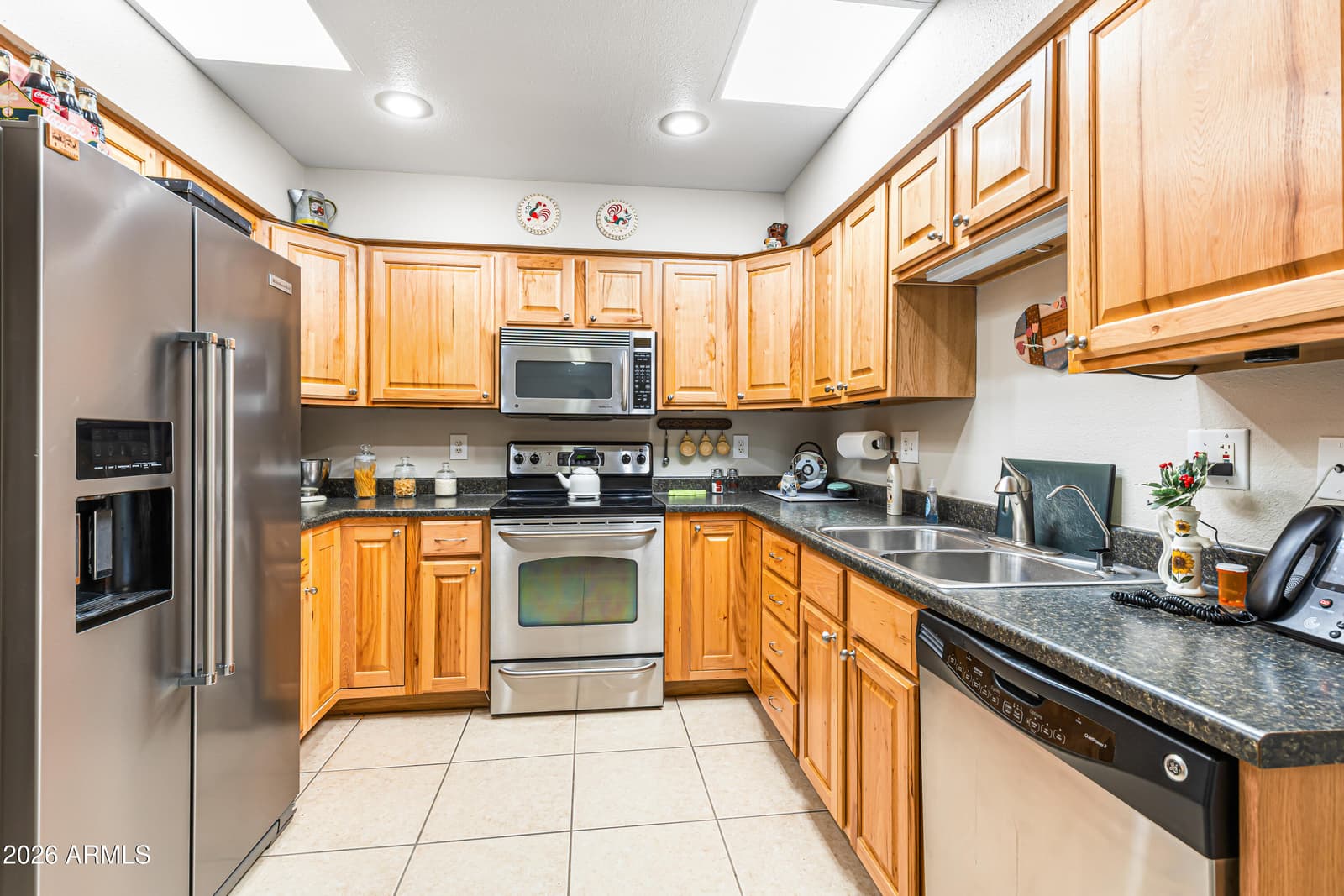 10016 W Hawthorn Drive, Sun City, AZ 85351 — photo 6 of 27