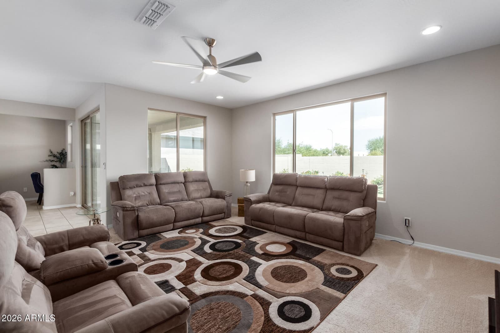 5607 N 87th Drive, Glendale, AZ 85305 — photo 8 of 65