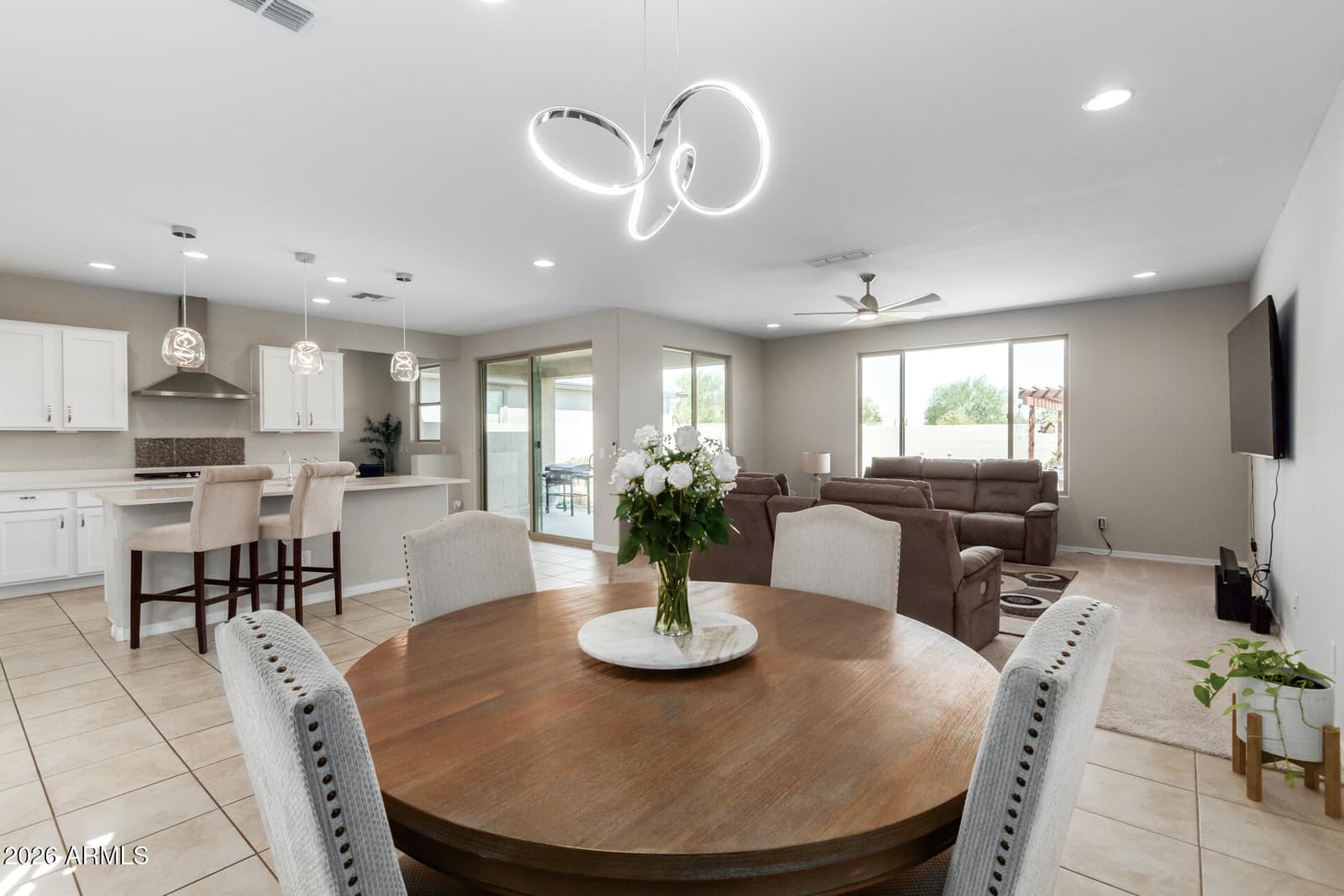 5607 N 87th Drive, Glendale, AZ 85305 — photo 13 of 65