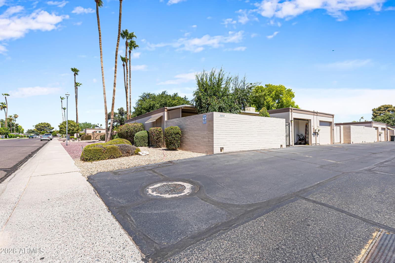 10016 W Hawthorn Drive, Sun City, AZ 85351 — photo 22 of 27