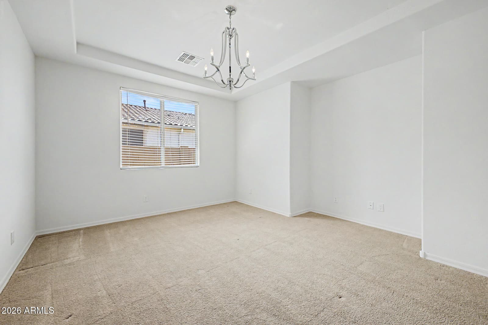 12542 W Krall Court, Glendale, AZ 85307 — photo 8 of 57