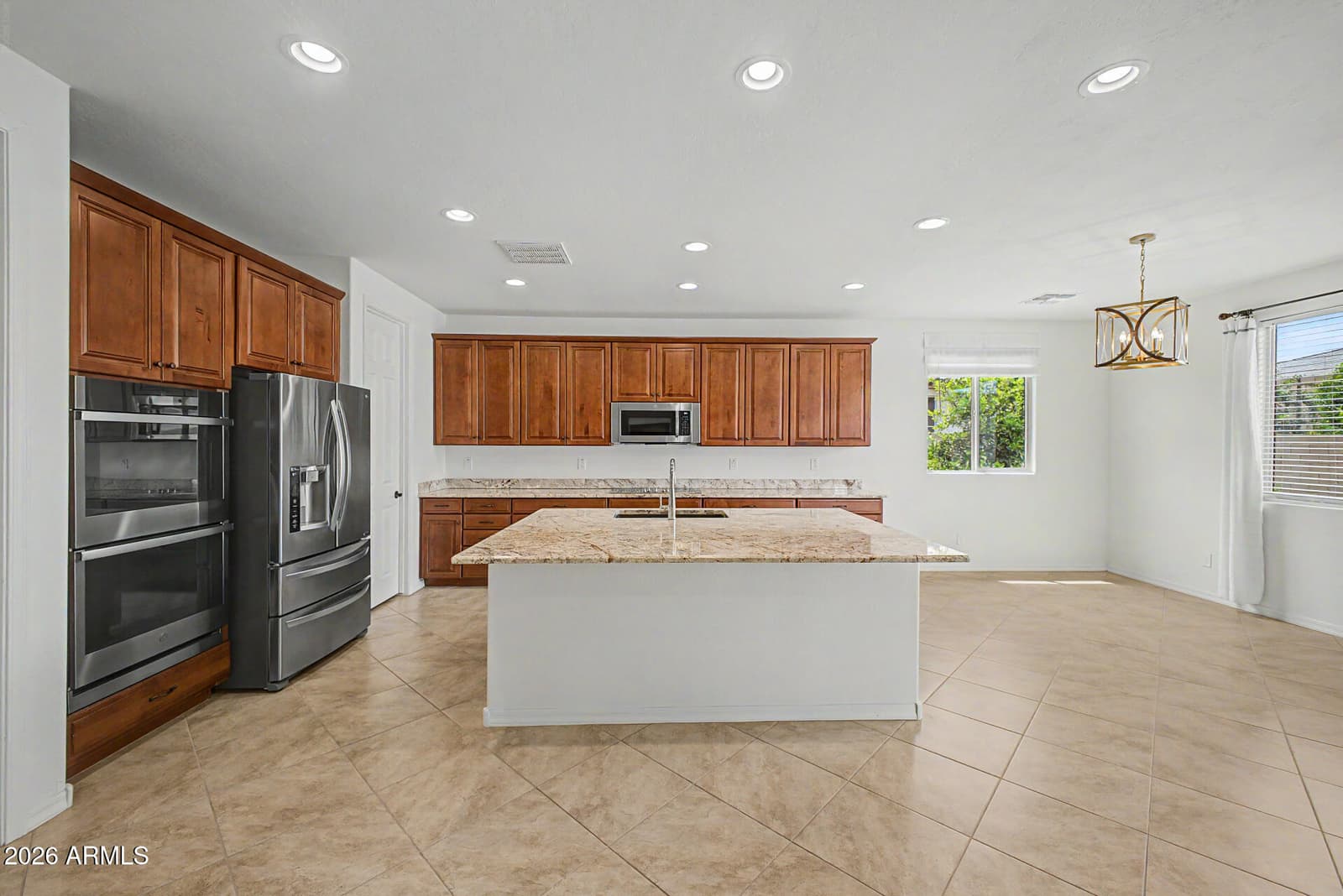 12542 W Krall Court, Glendale, AZ 85307 — photo 11 of 57