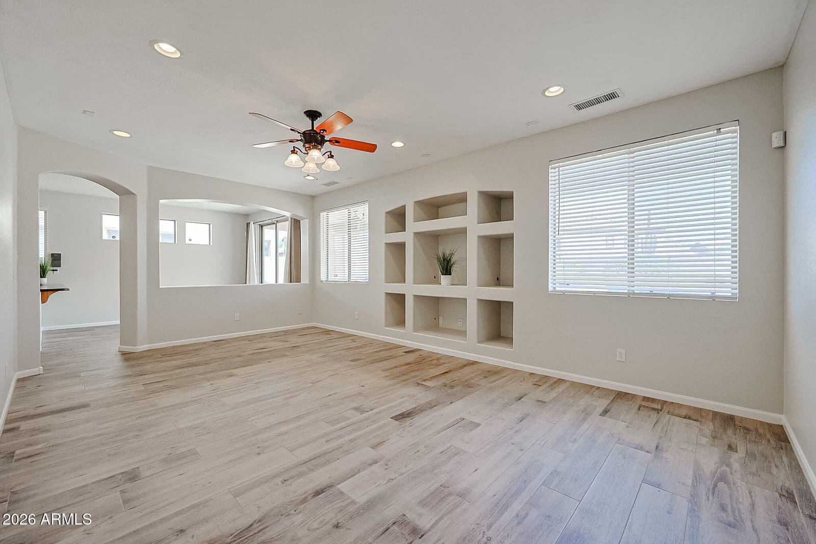 14707 N 138th Lane, Surprise, AZ 85379 — photo 17 of 59