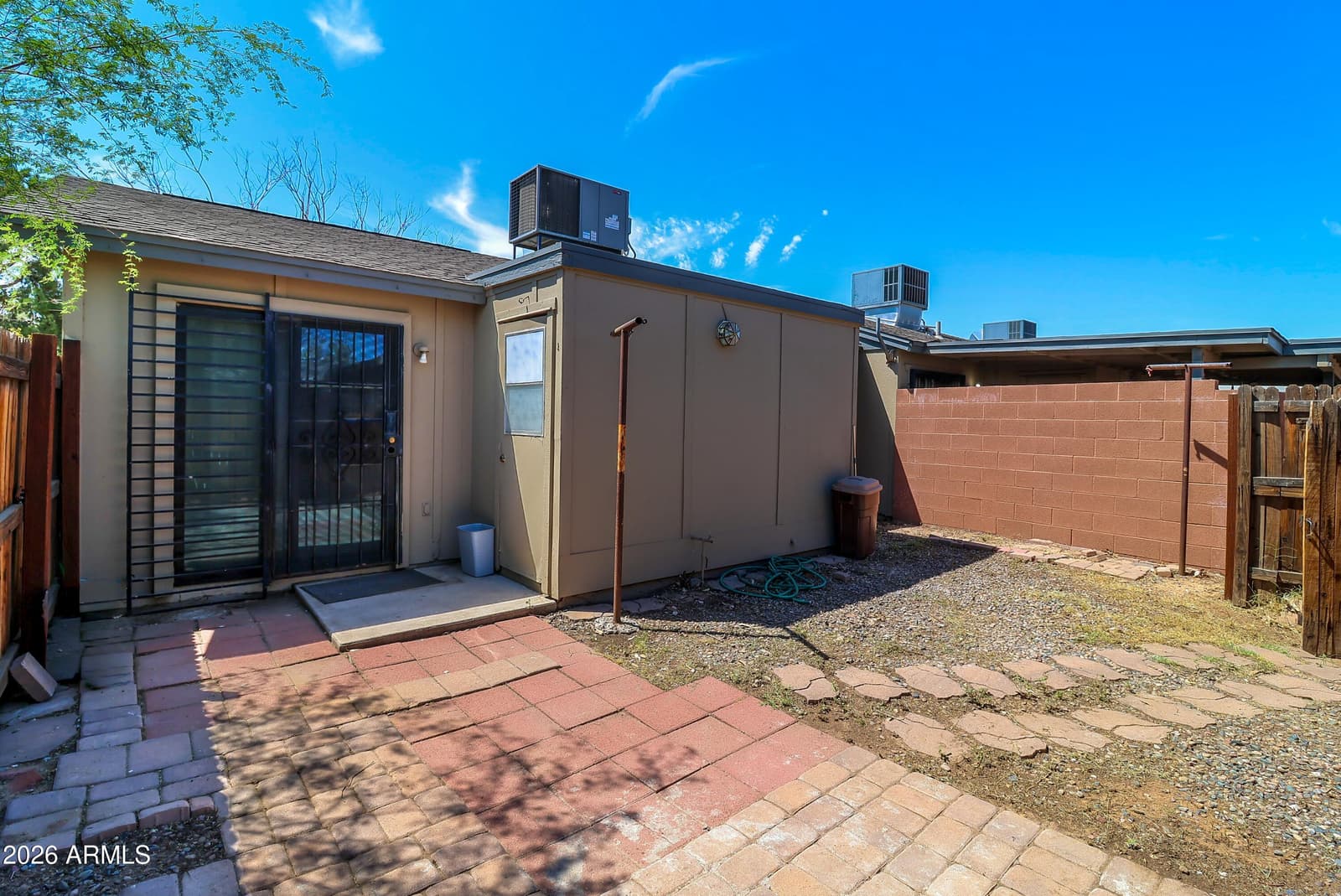 6711 W Osborn Road 5, Phoenix, AZ 85033 — photo 3 of 17