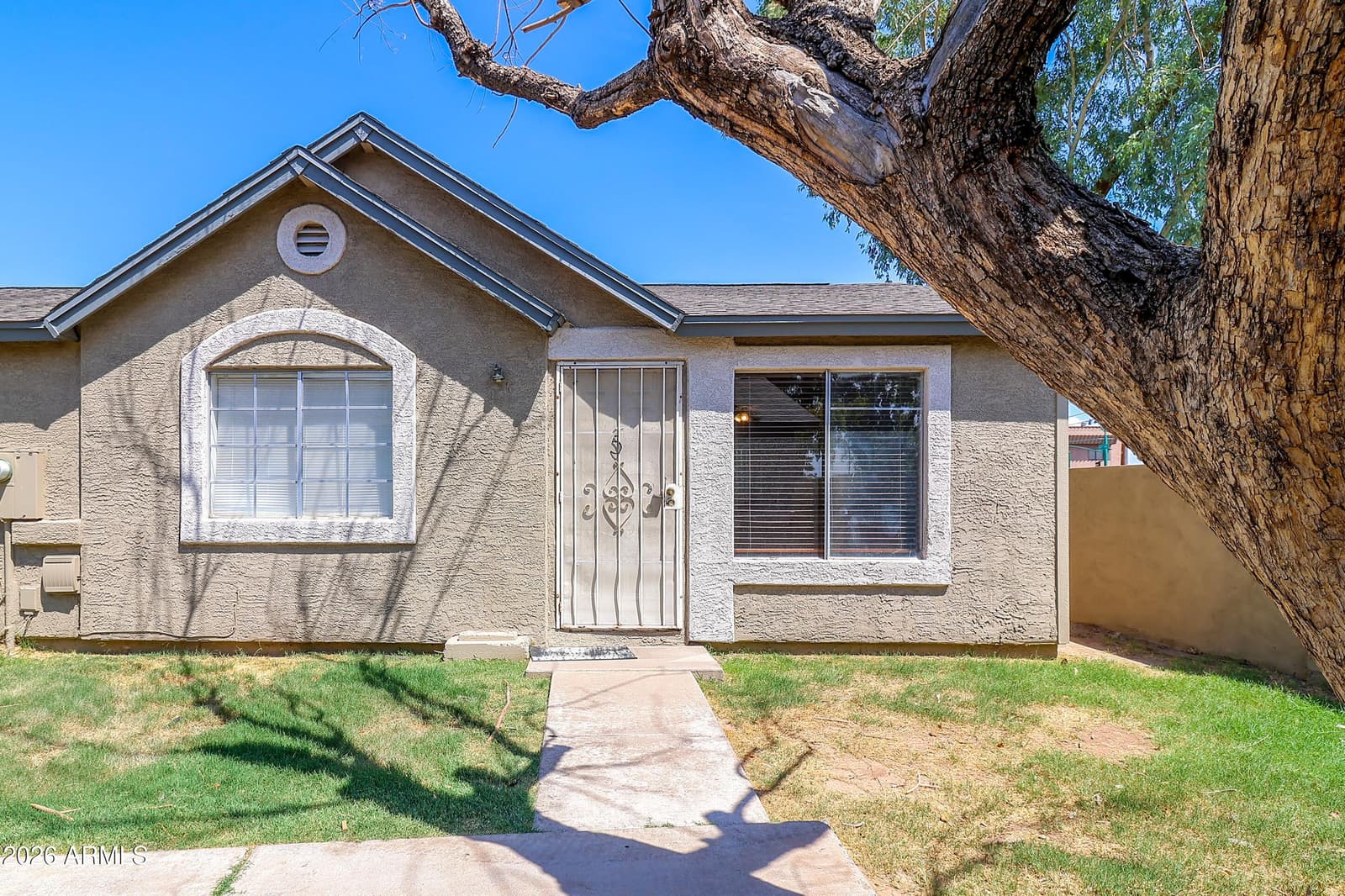 6711 W Osborn Road 5, Phoenix, AZ 85033 — photo 1 of 17