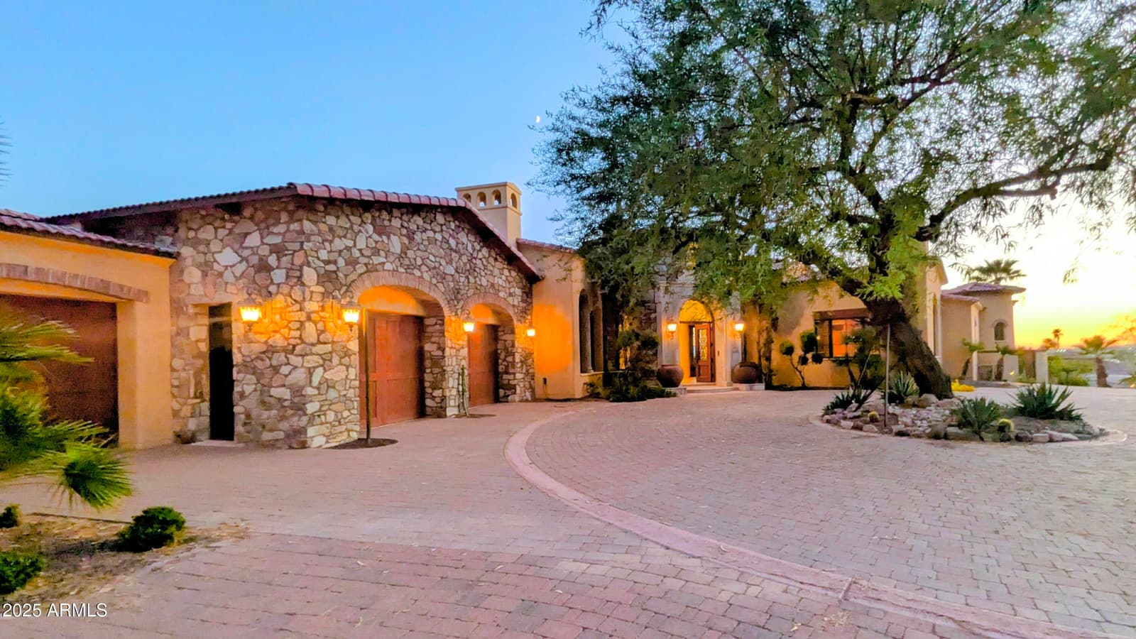 4836 E White Gates Drive, Phoenix, AZ 85018 — photo 23 of 110