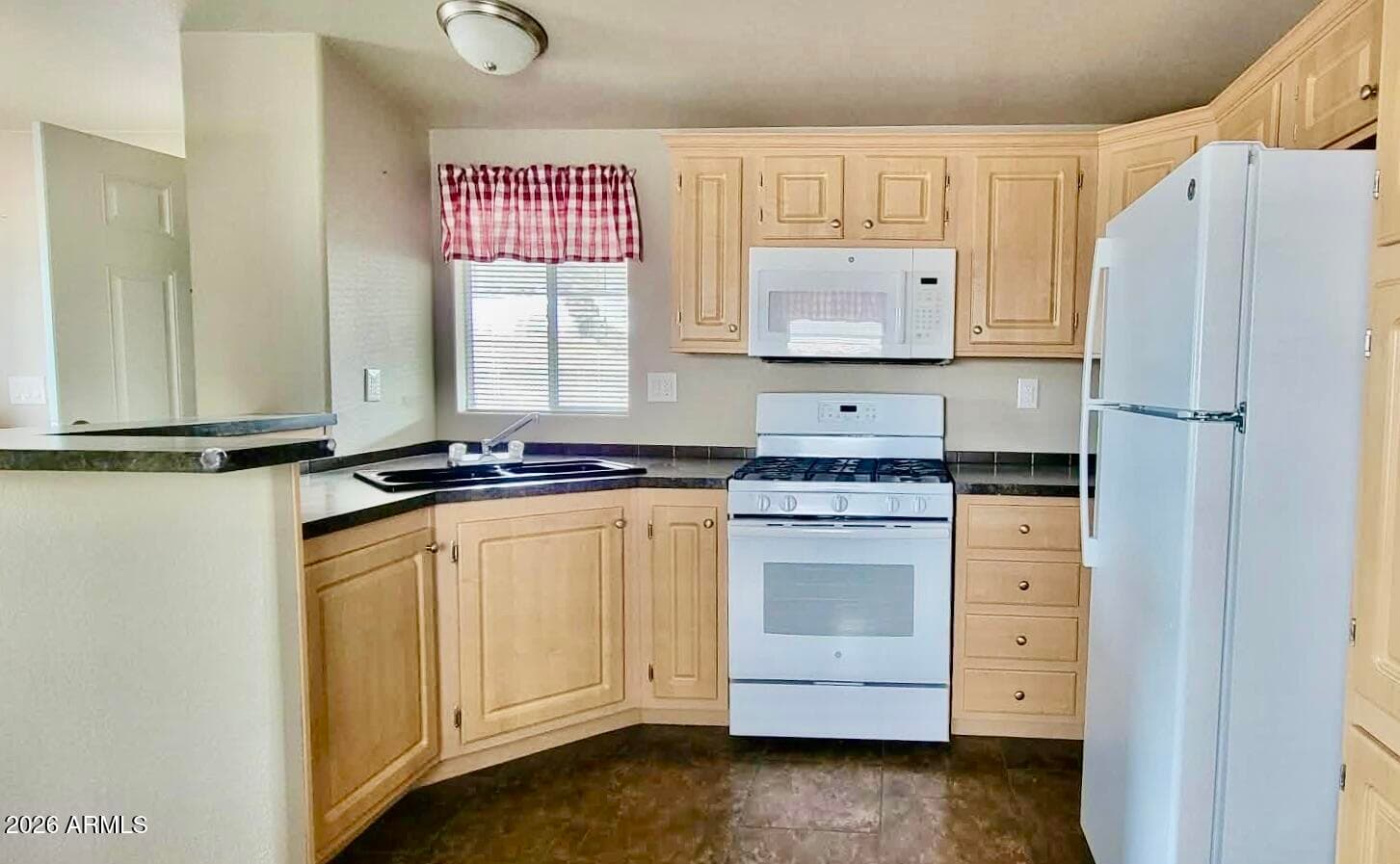 550 Palm Drive 17, Wickenburg, AZ 85390 — photo 6 of 14