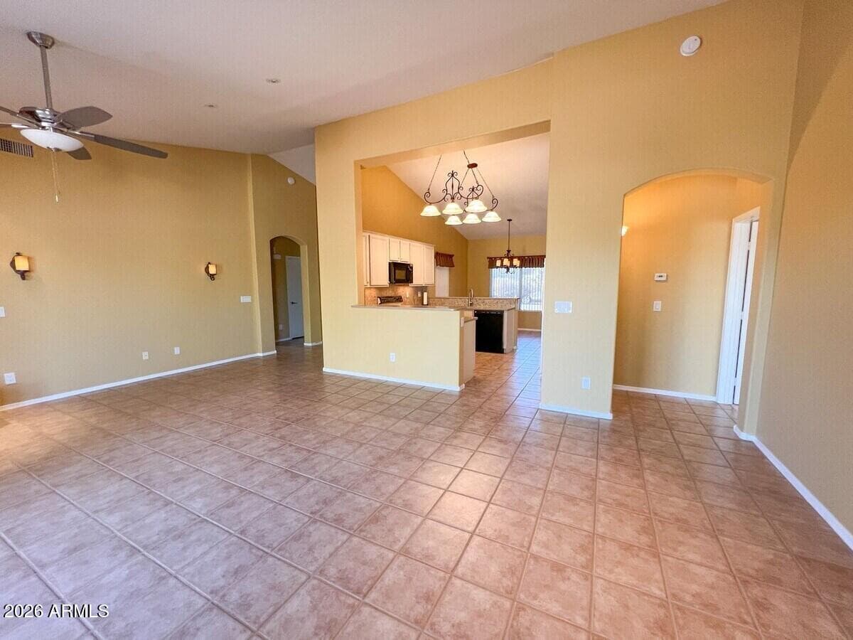 135 S Sagebrush Way, Cottonwood, AZ 86326 — photo 4 of 25