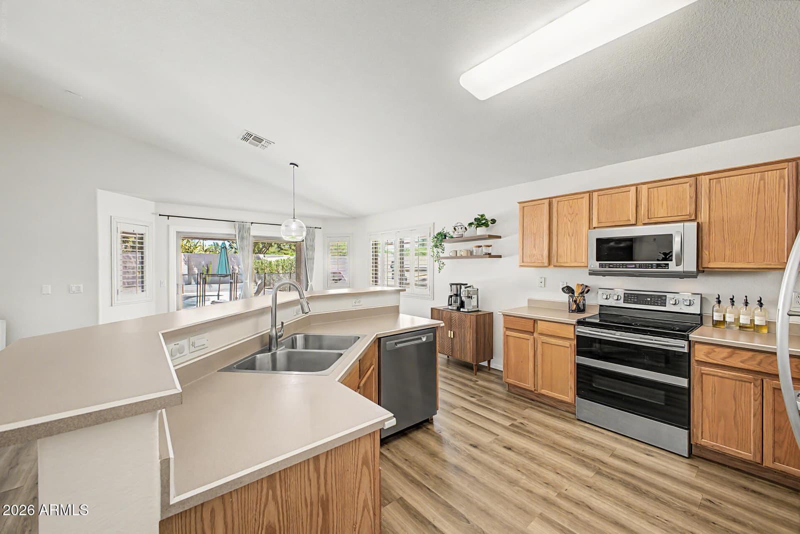5168 W Augusta Avenue, Glendale, AZ 85301 — photo 11 of 27