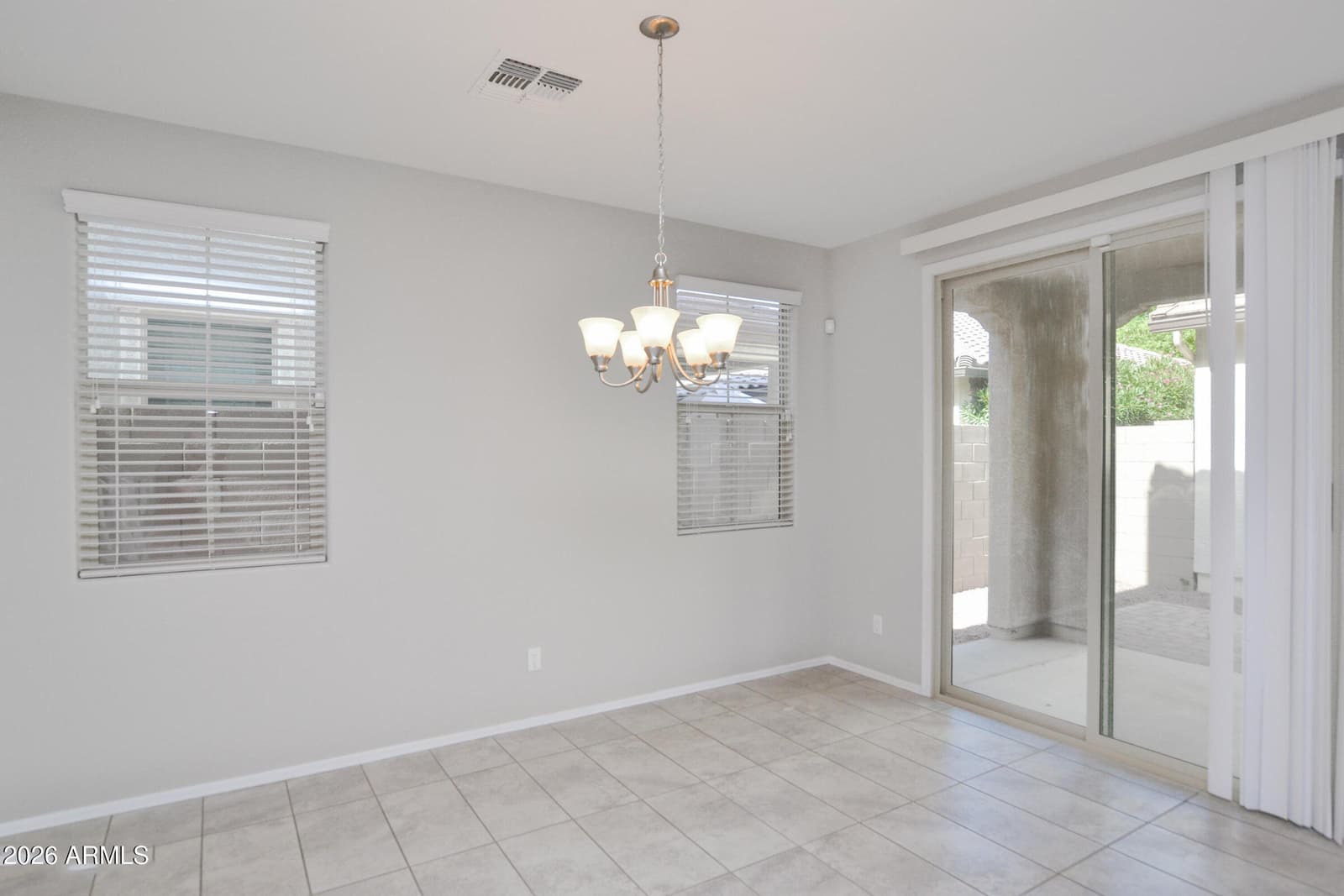 2929 S Colorado Street, Chandler, AZ 85286 — photo 8 of 18