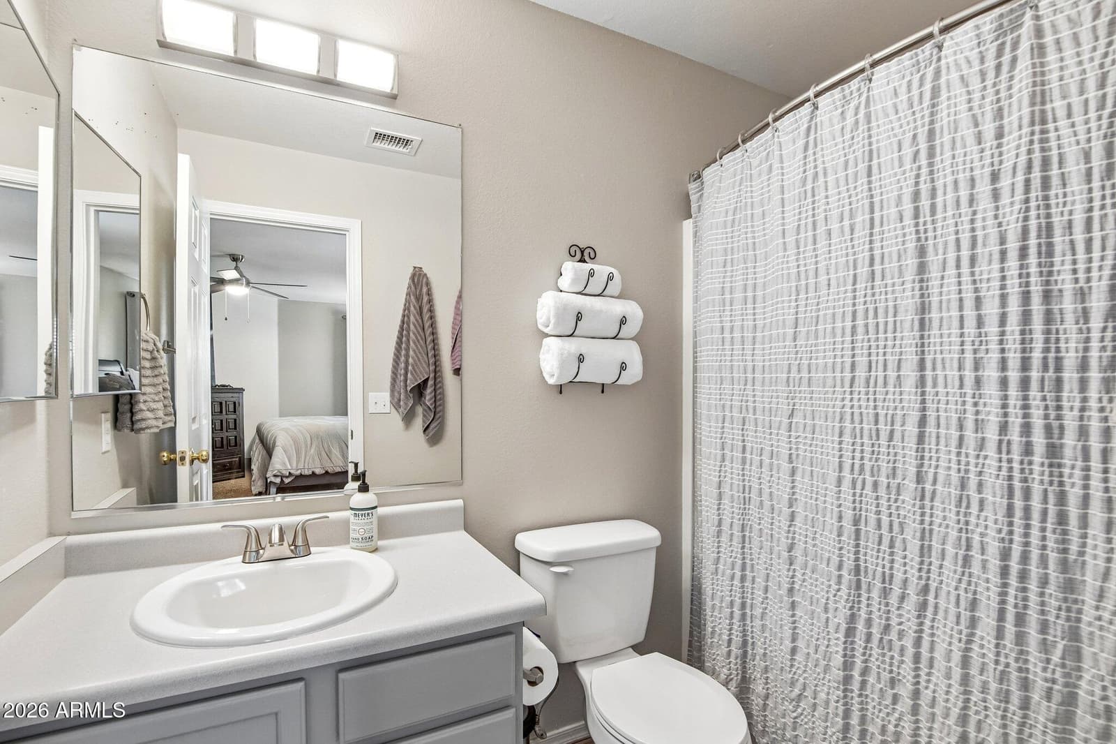 659 S Hazel Court, Gilbert, AZ 85296 — photo 17 of 39