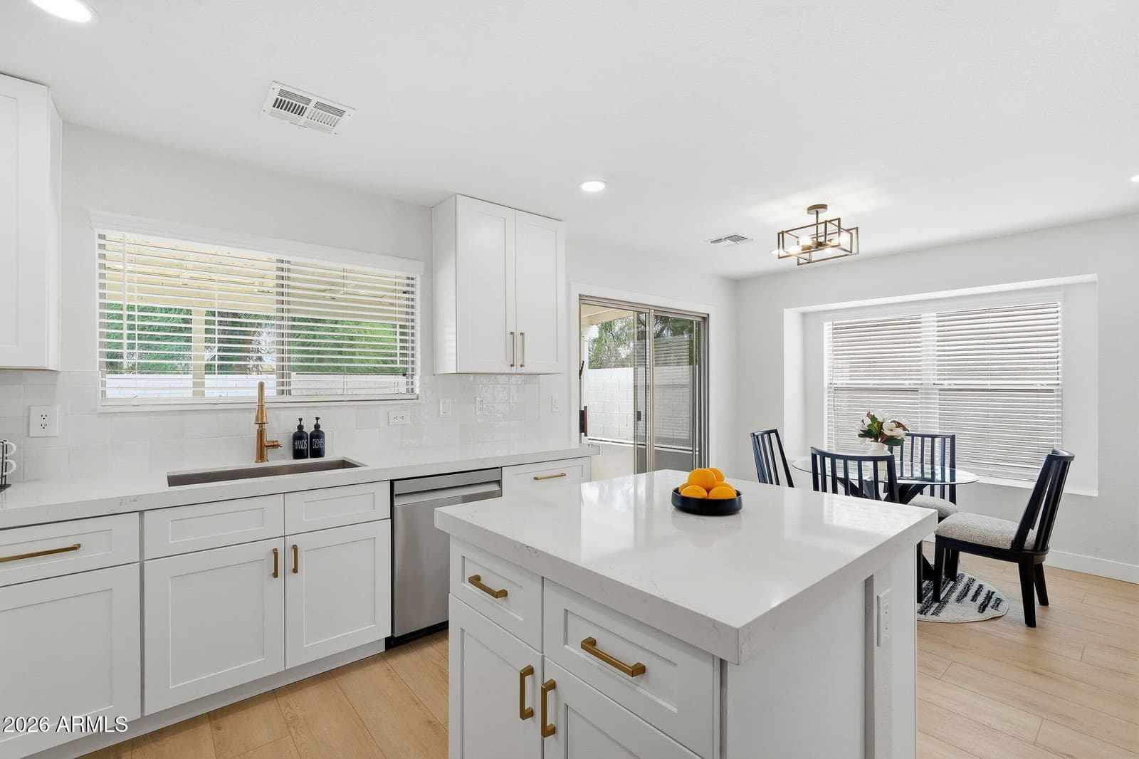 2300 W 22nd Avenue, Apache Junction, AZ 85120 — photo 12 of 35