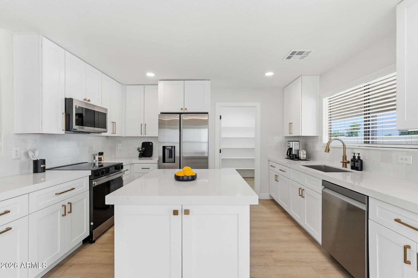 2300 W 22nd Avenue, Apache Junction, AZ 85120 — photo 14 of 35