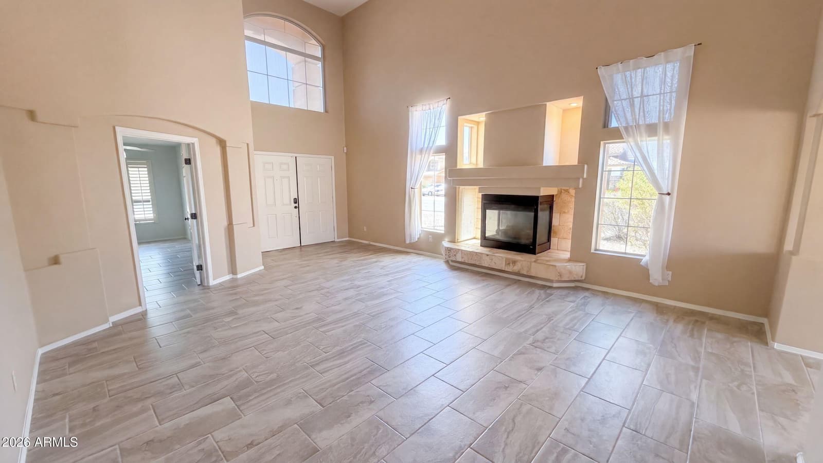 15652 W Calavar Road, Surprise, AZ 85379 — photo 3 of 42