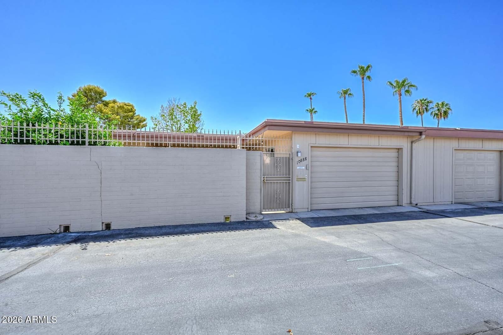 10888 W Emerald Drive, Sun City, AZ 85351 — photo 23 of 29