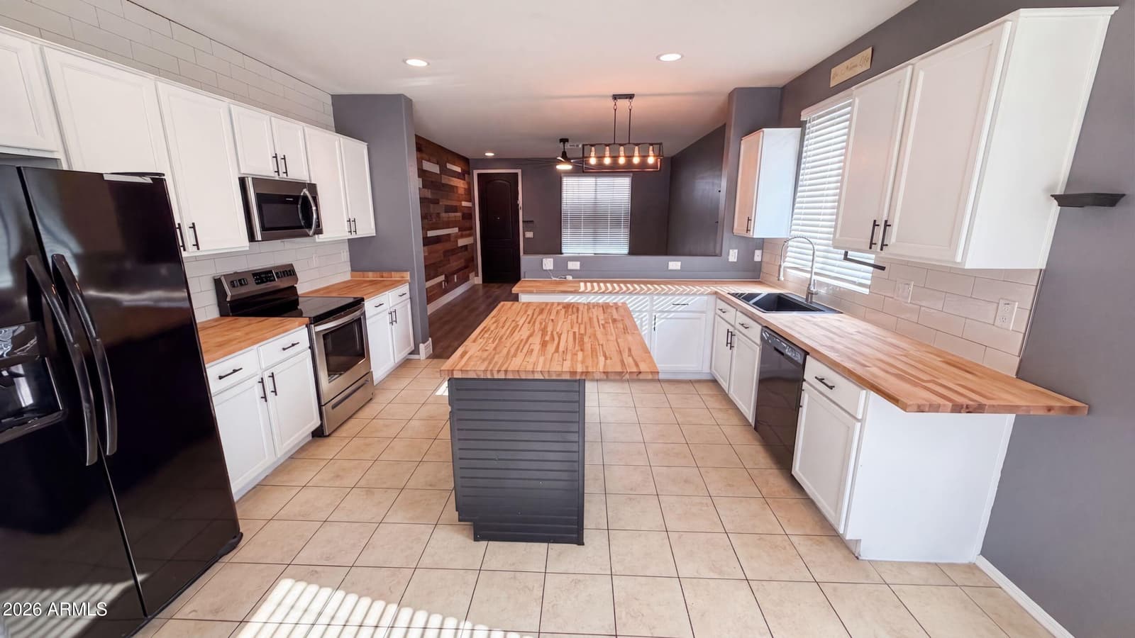 18175 W Carlota Lane, Surprise, AZ 85387 — photo 9 of 26