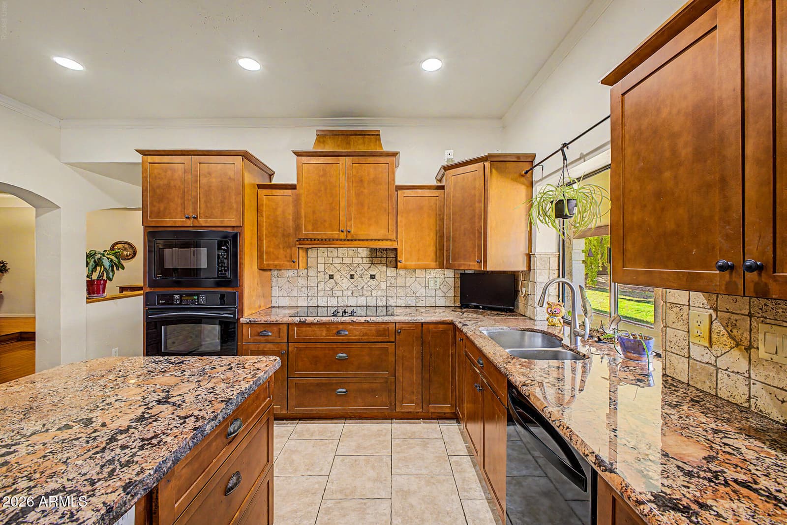 7532 W Villa Theresa Drive, Glendale, AZ 85308 — photo 10 of 39