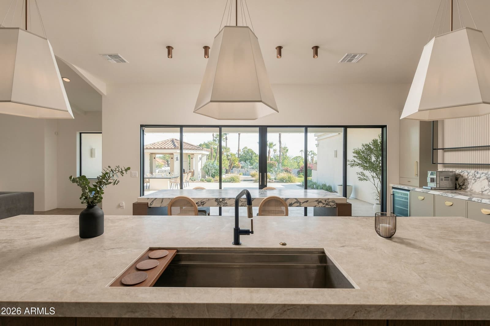 10541 E Windrose Drive, Scottsdale, AZ 85259 — photo 8 of 82